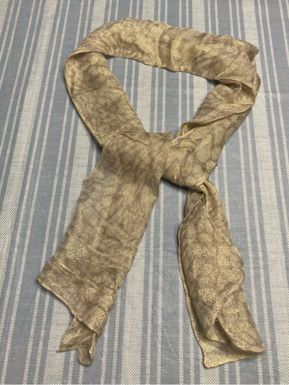 Today***$10***Vintage Designer Gold Metallic Scarf.